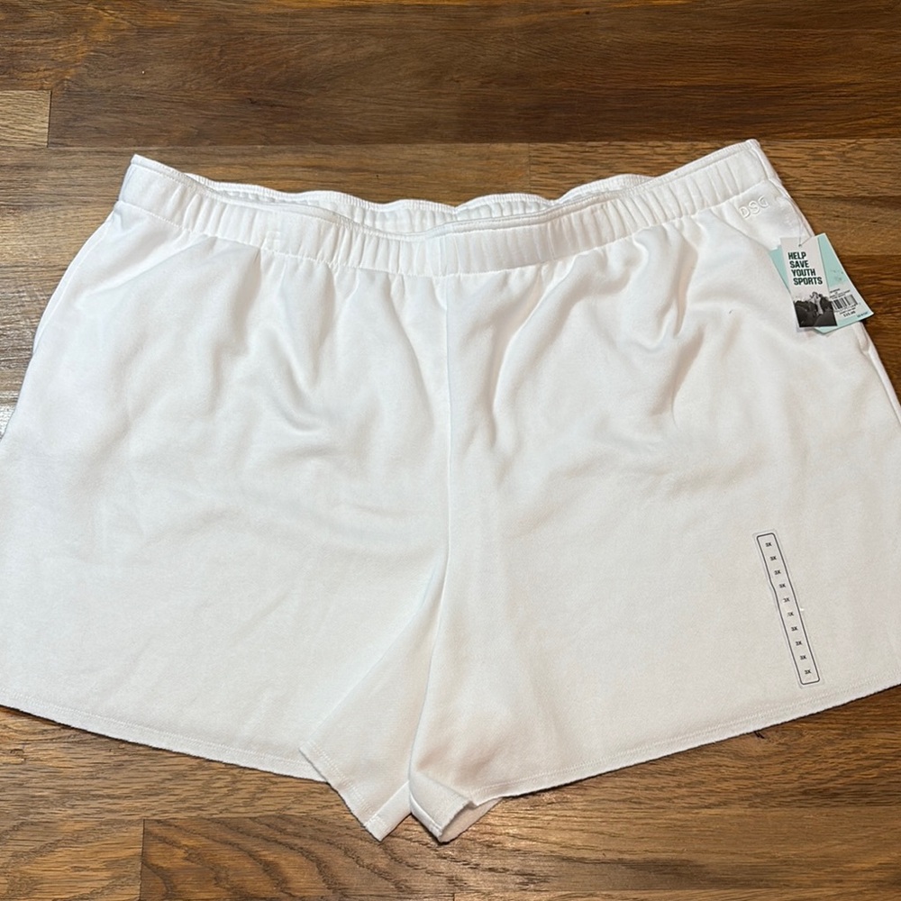DSG mid rise boyfriend fleece shorts